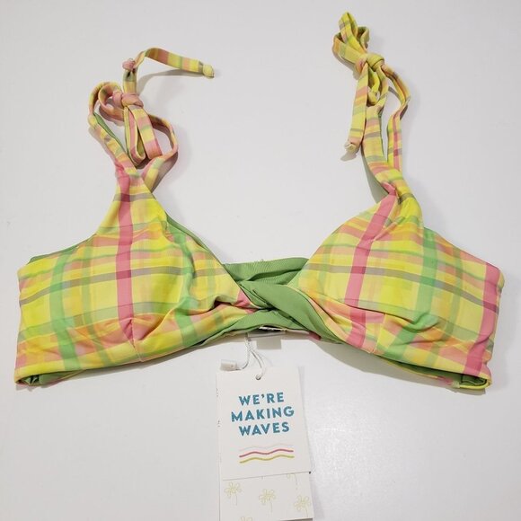 NWT‎ DIPPIN' DAISY'S Zuma-Seashore Bikini Top Size Small - Picture 5 of 10
